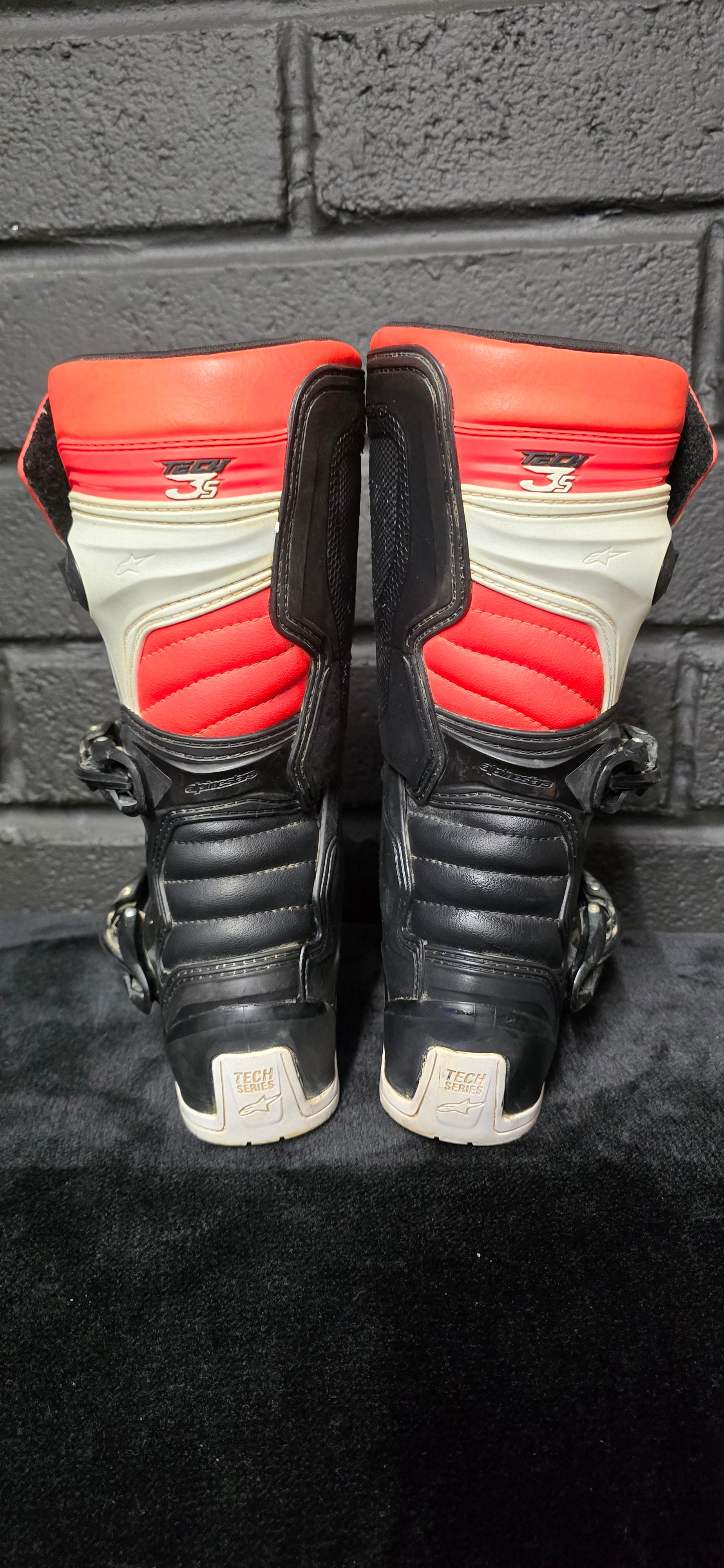 Alpinestars Tech 3s UK5