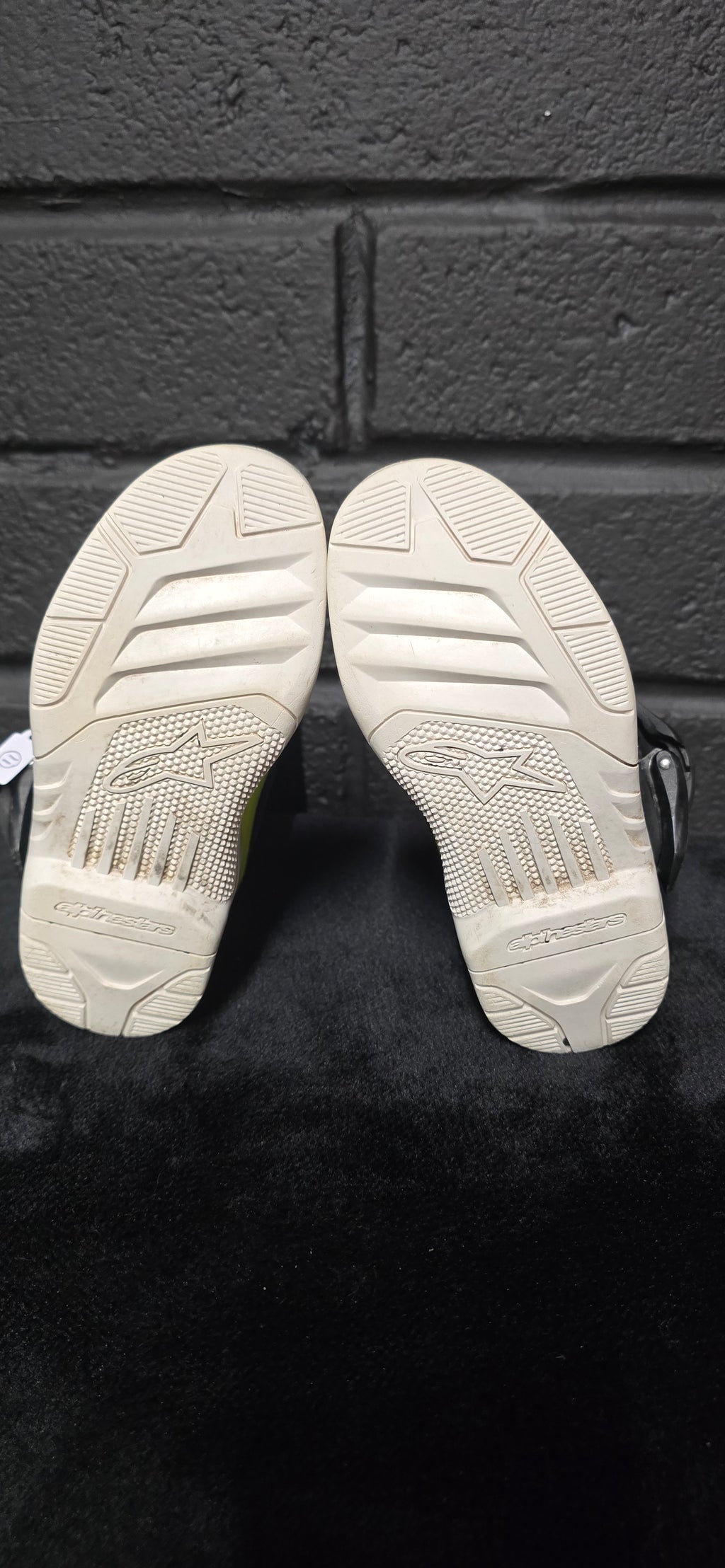 Alpinestars tech 3s UK11