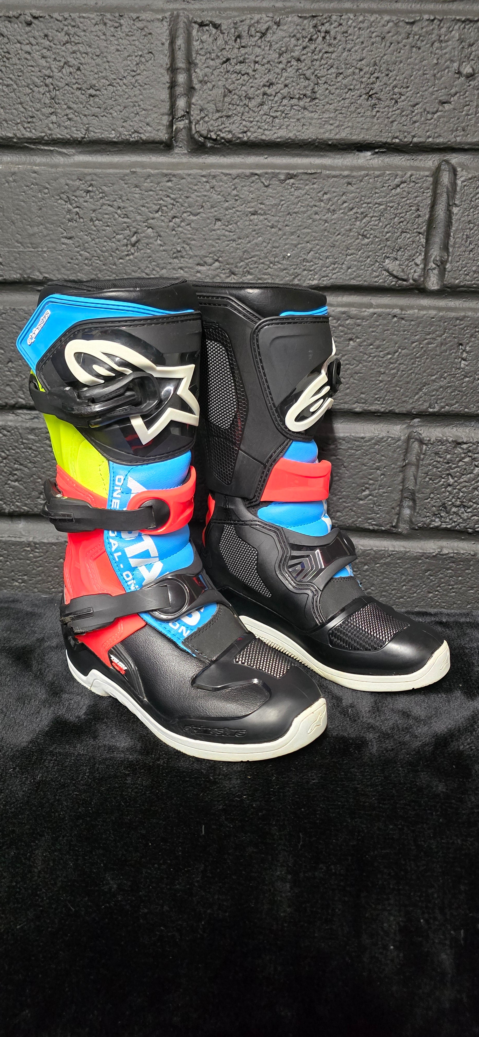 Alpinestars tech3 UK2