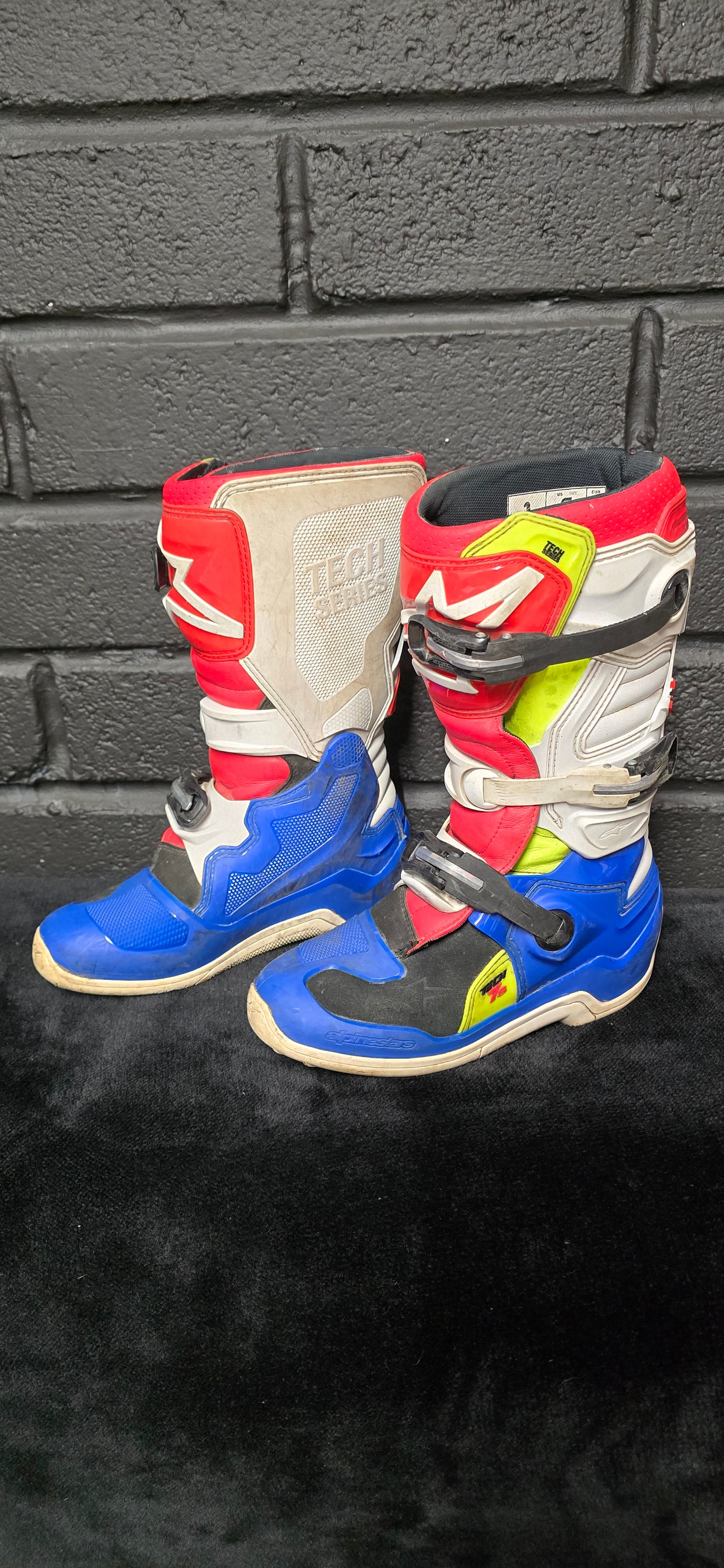 Alpinestars Tech 7s UK5