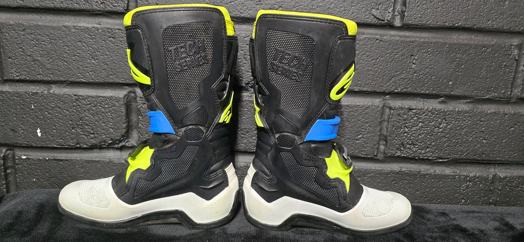 Alpinestars Tech 7s UK3
