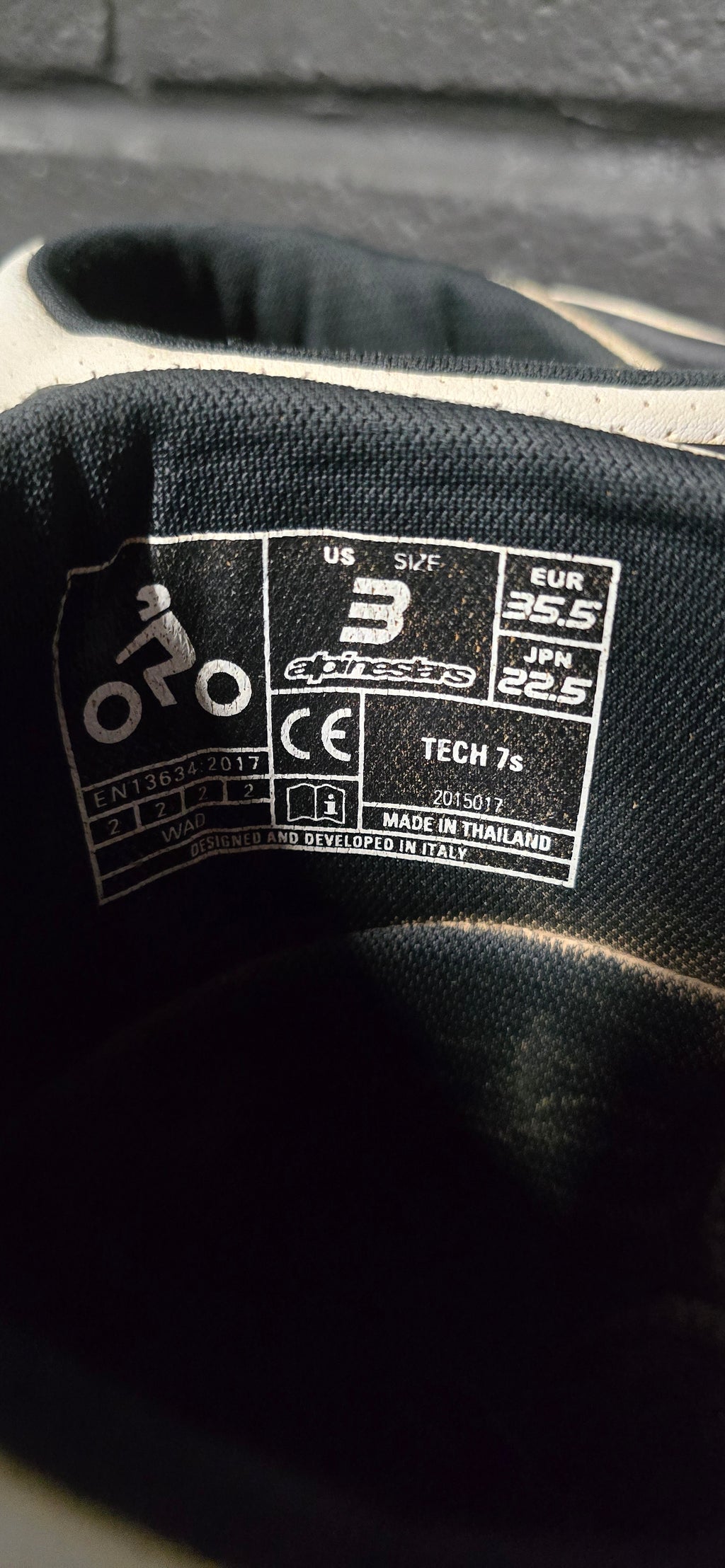 Alpinestars Tech 7s UK2