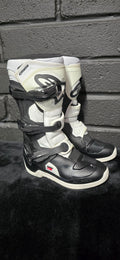 Alpinestars Tech3 UK2