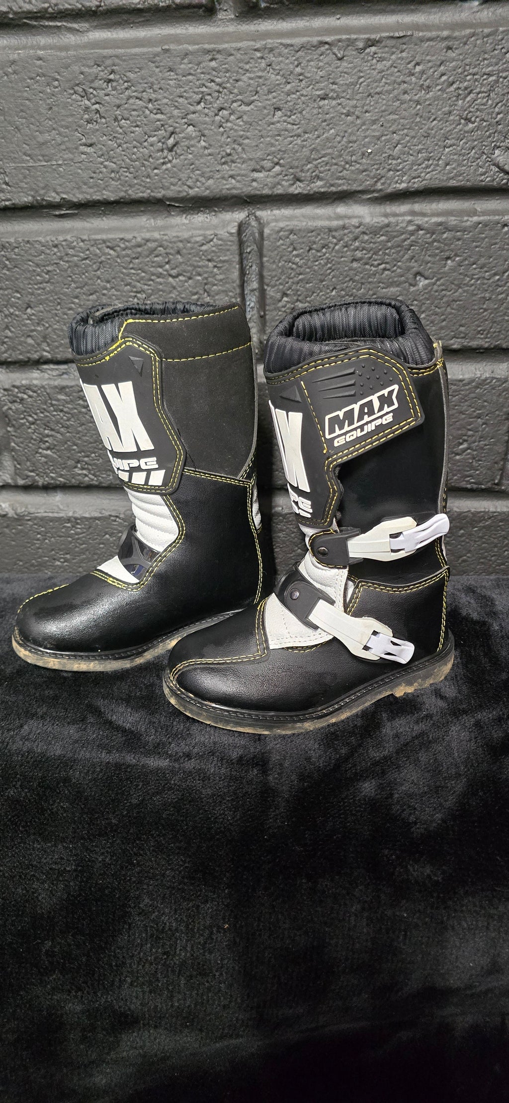 Wulf max EU30 UK12