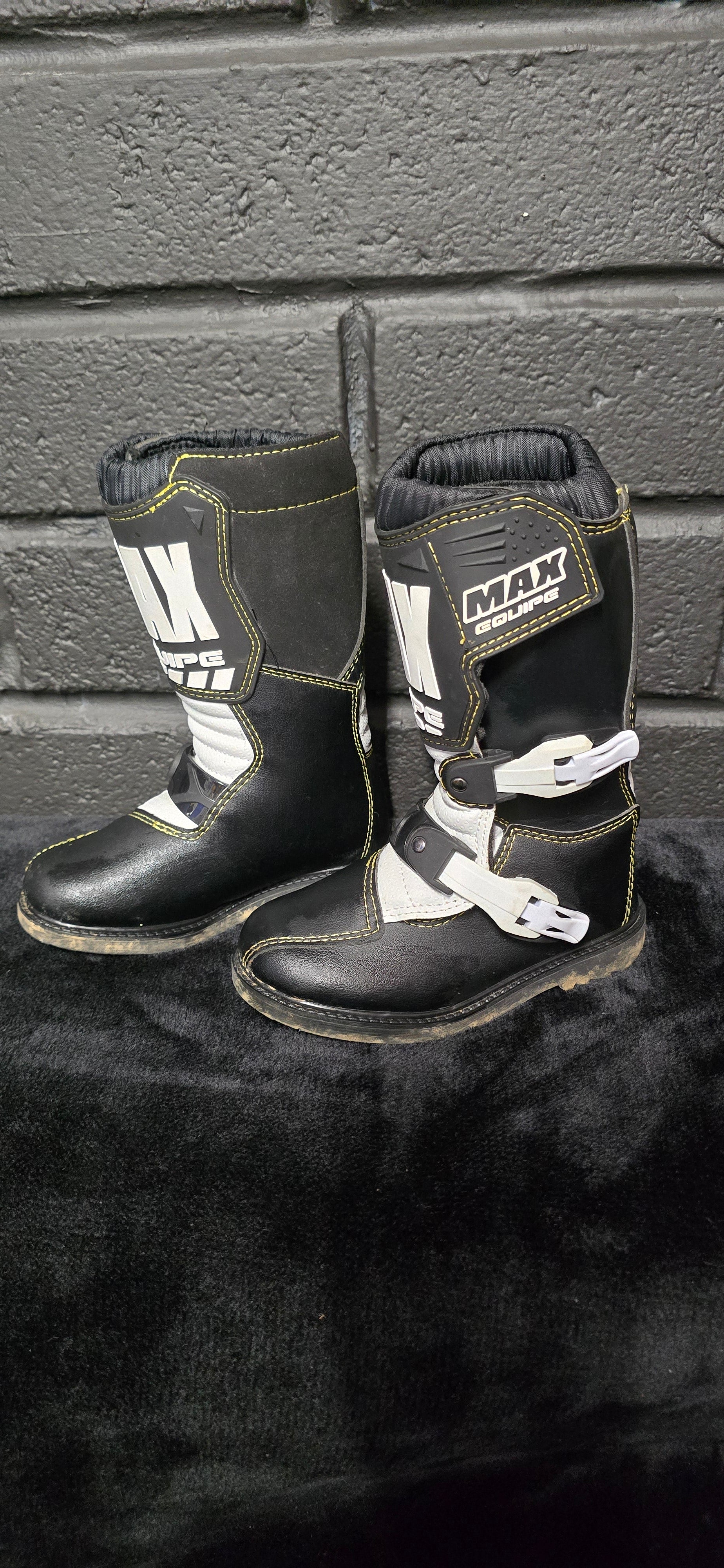 Wulf max EU30 UK12