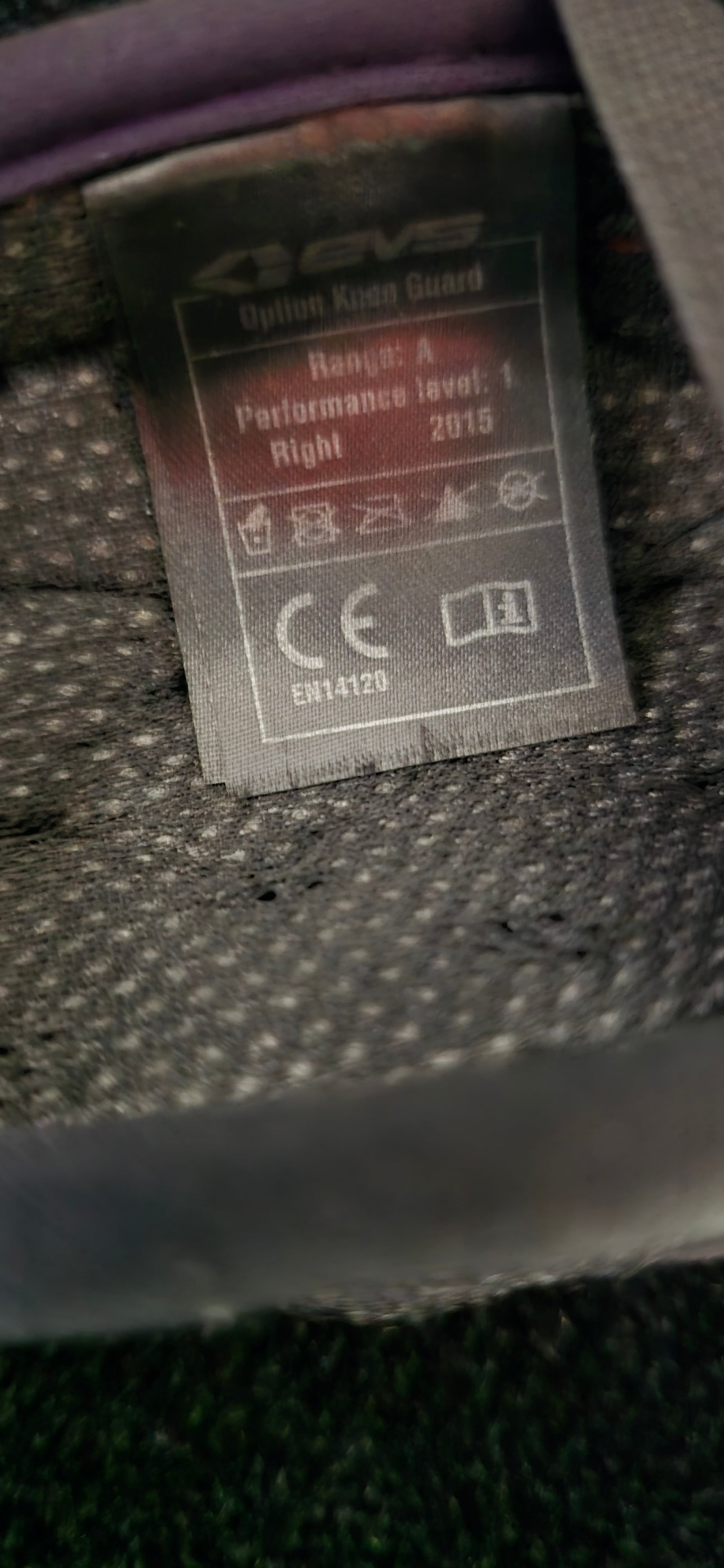 EVS knee guards
