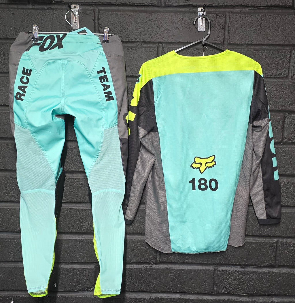 Fox YXL/28' *new pants*