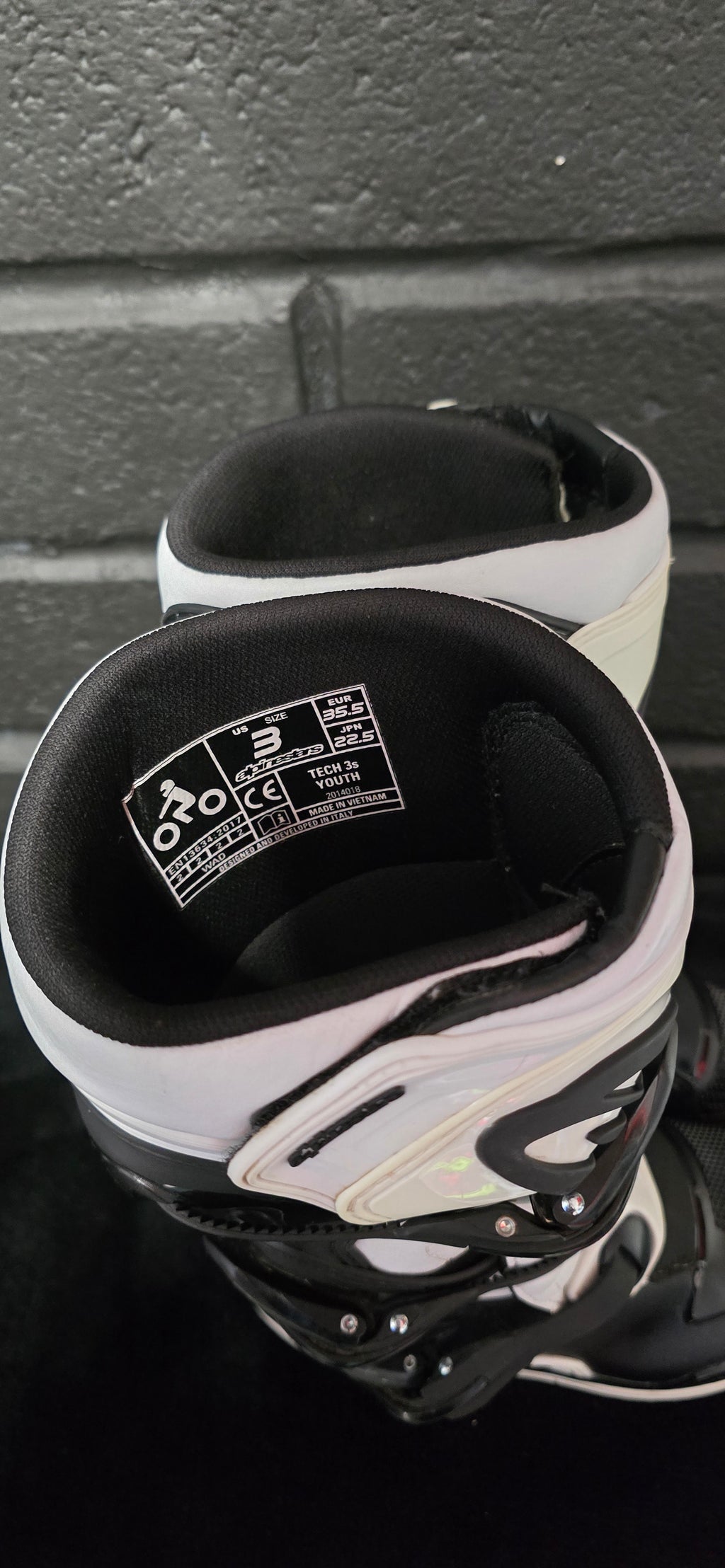Alpinestars Tech3 UK2