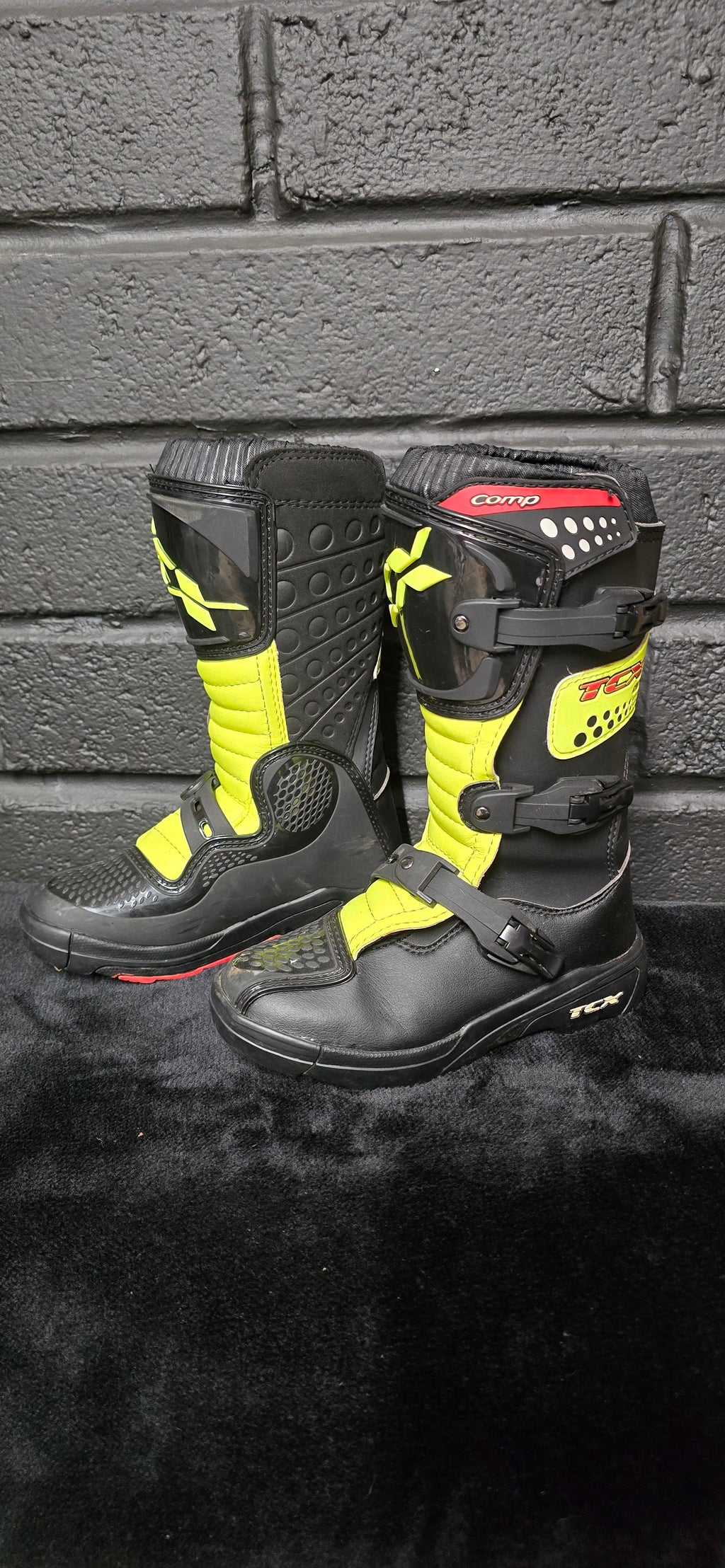 TCX UK1