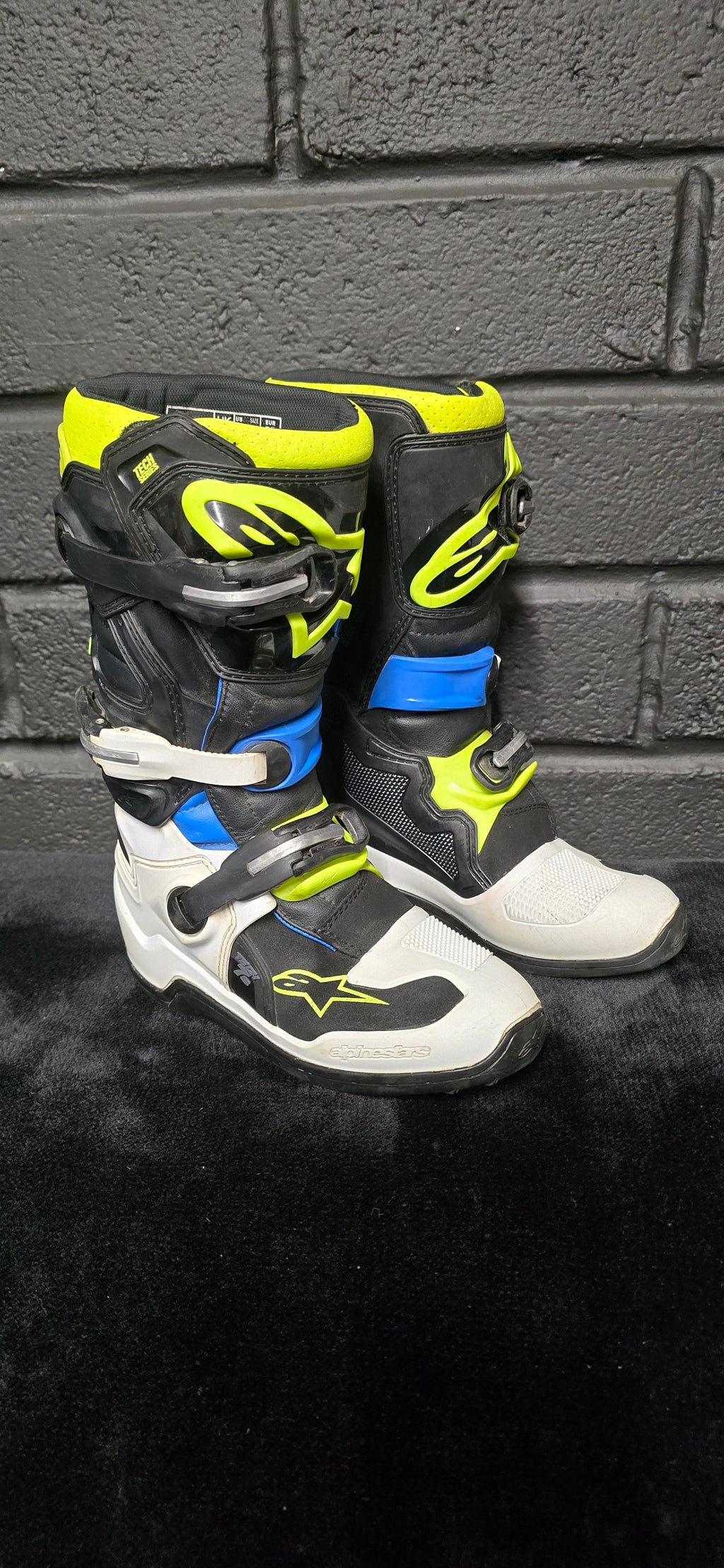 Alpinestars Tech 7s UK3