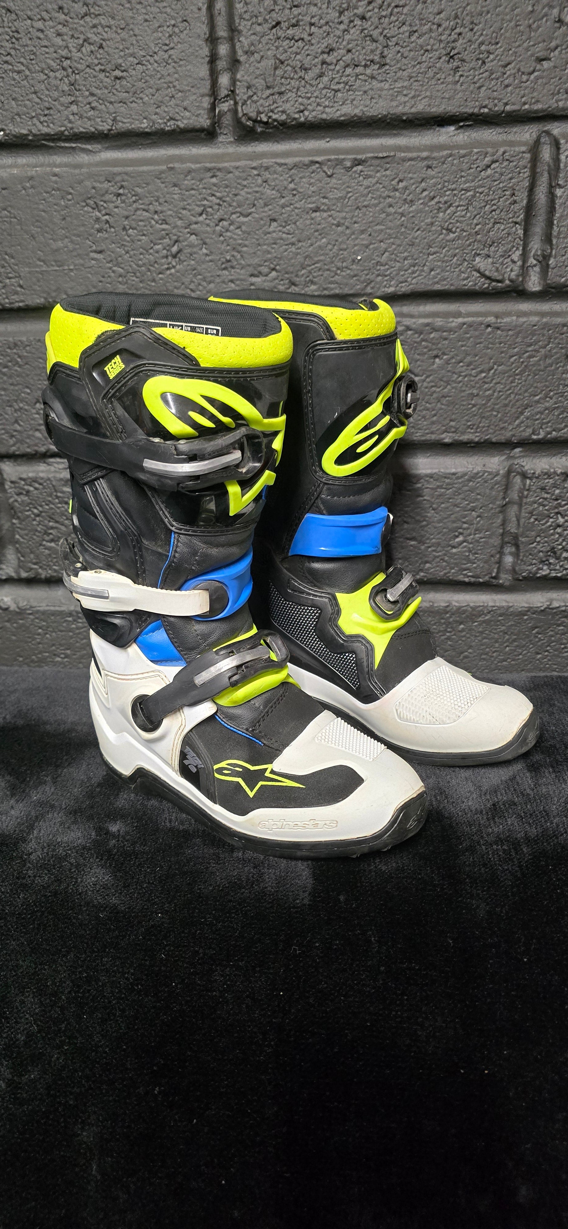 Alpinestars Tech 7s UK3