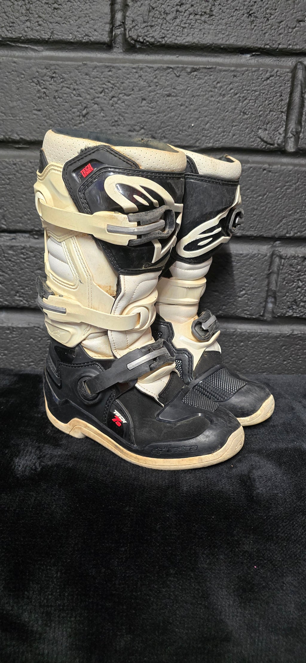 Alpinestars tech7 UK1