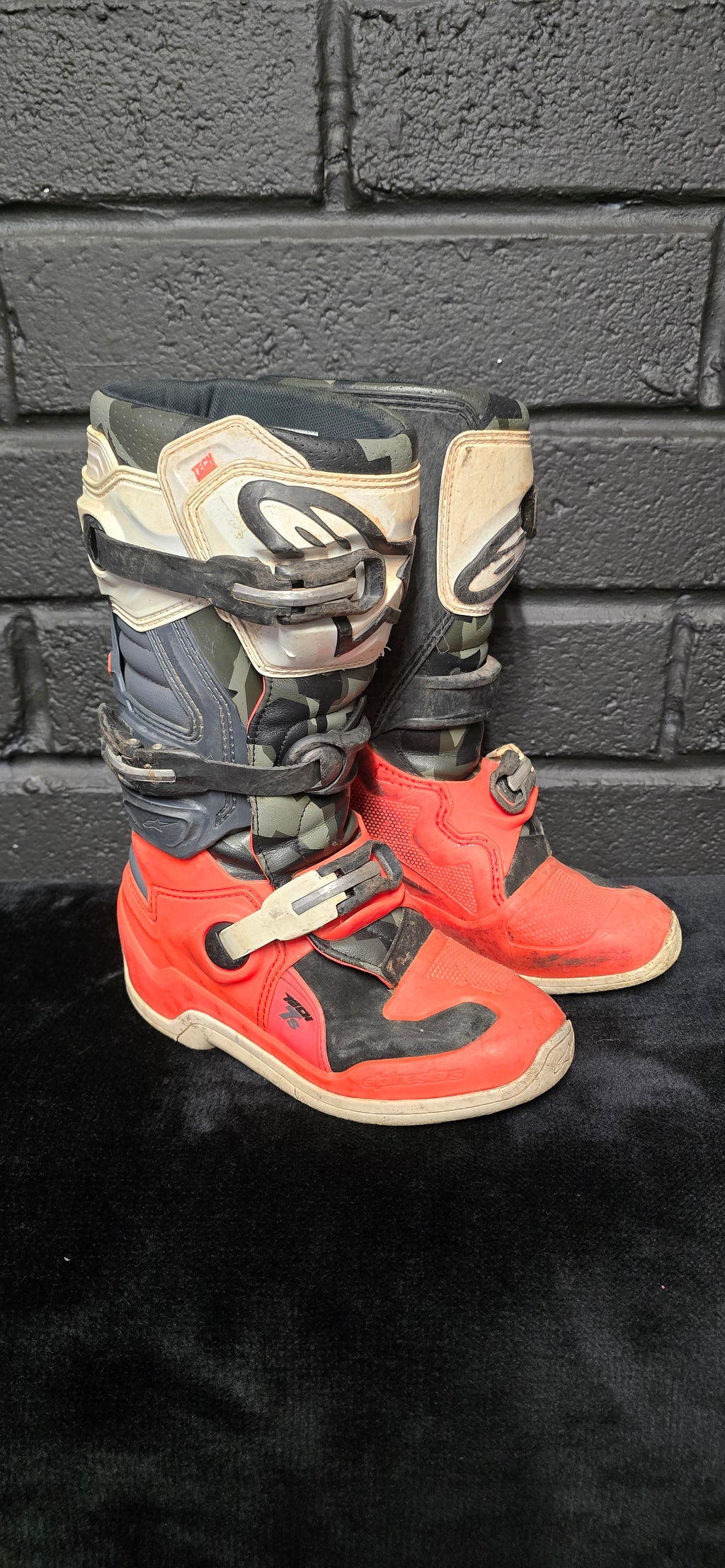 Alpinestars Tech 7s UK4
