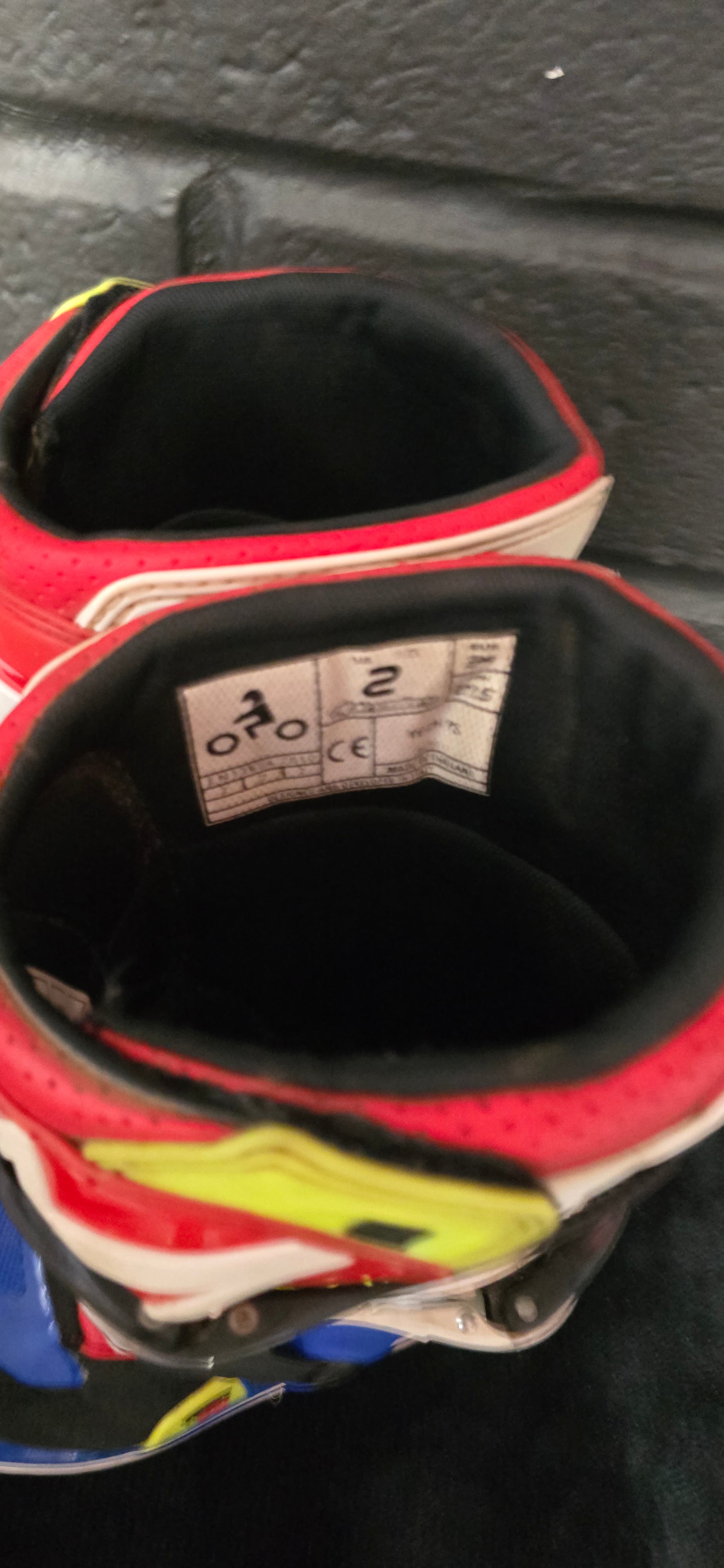 Alpinestars tech7s UK1