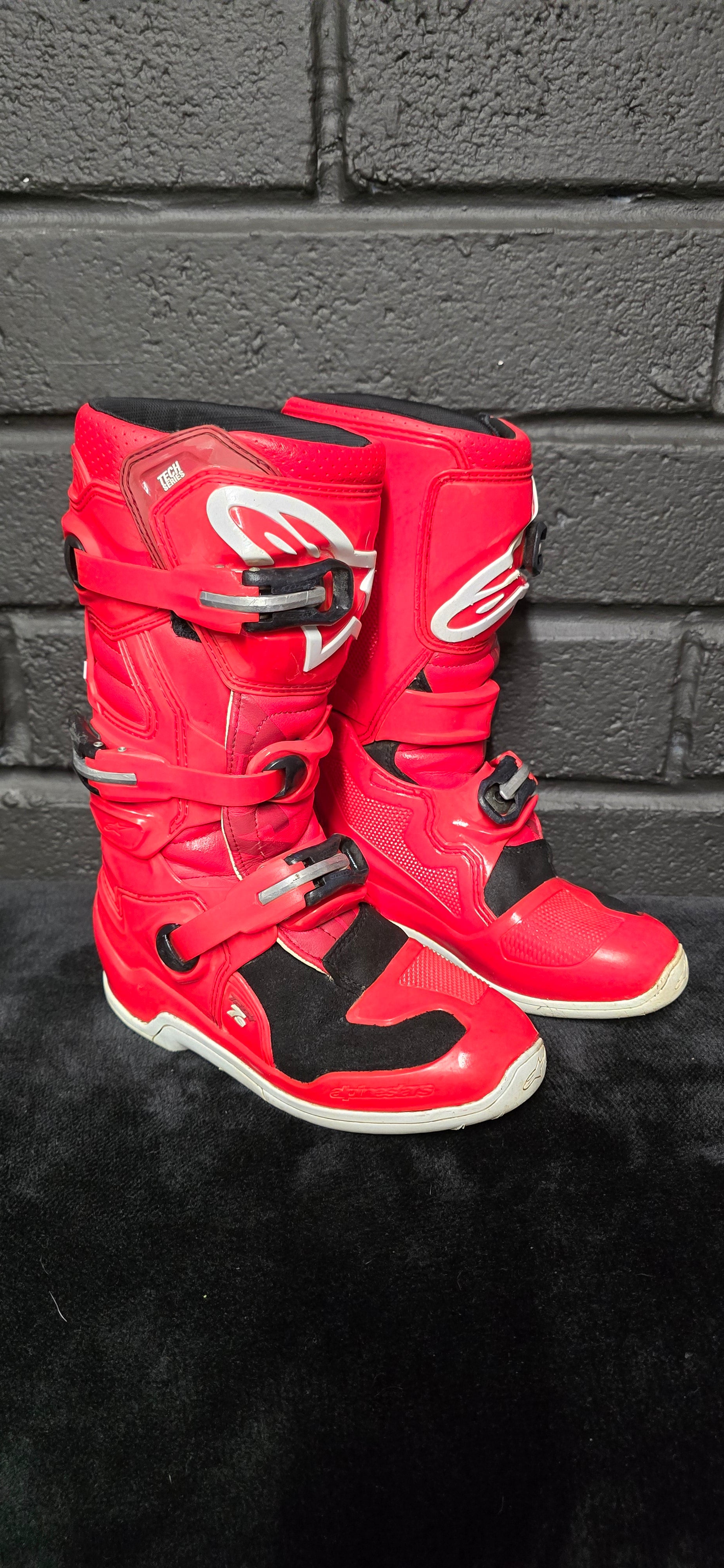 Alpinestars Tech 7s UK3