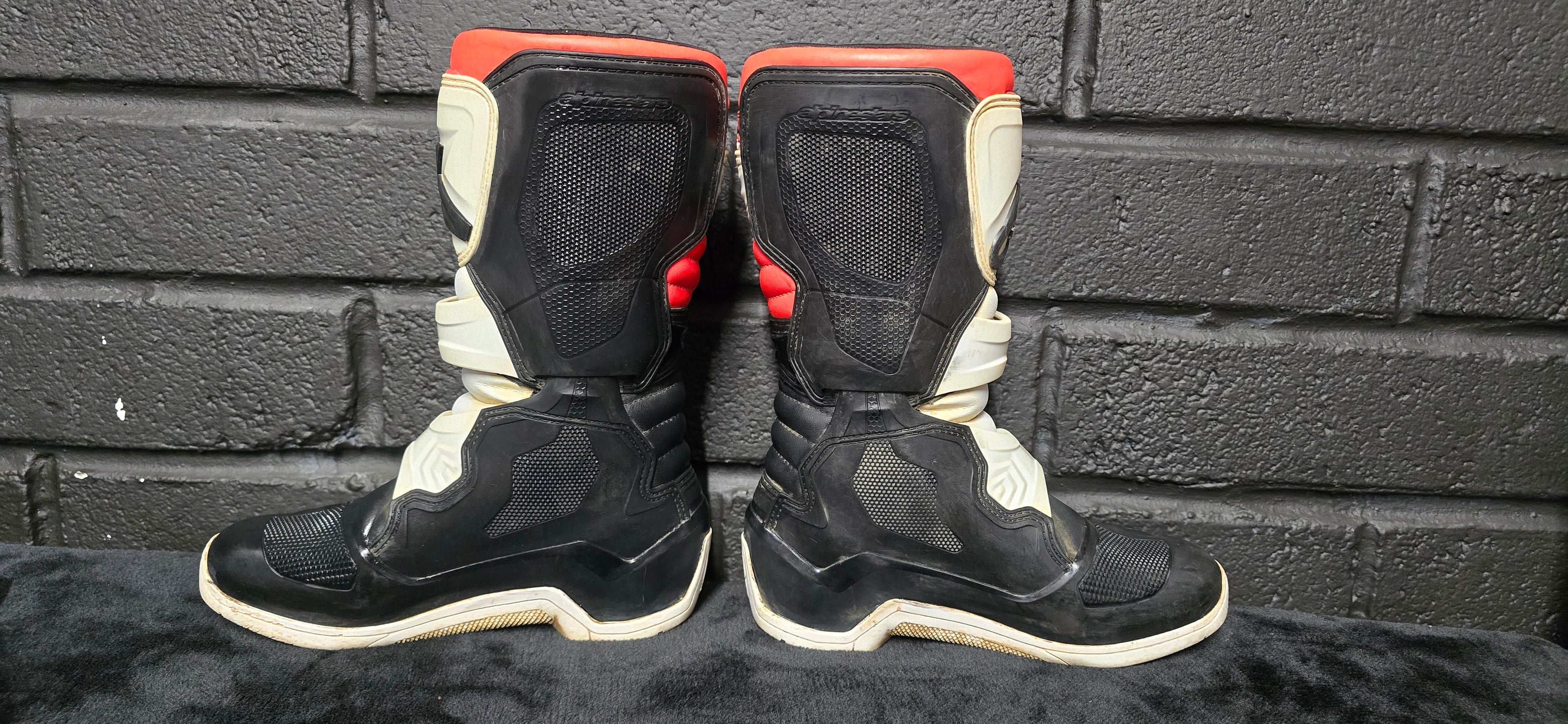 Alpinestars Tech 3s UK5