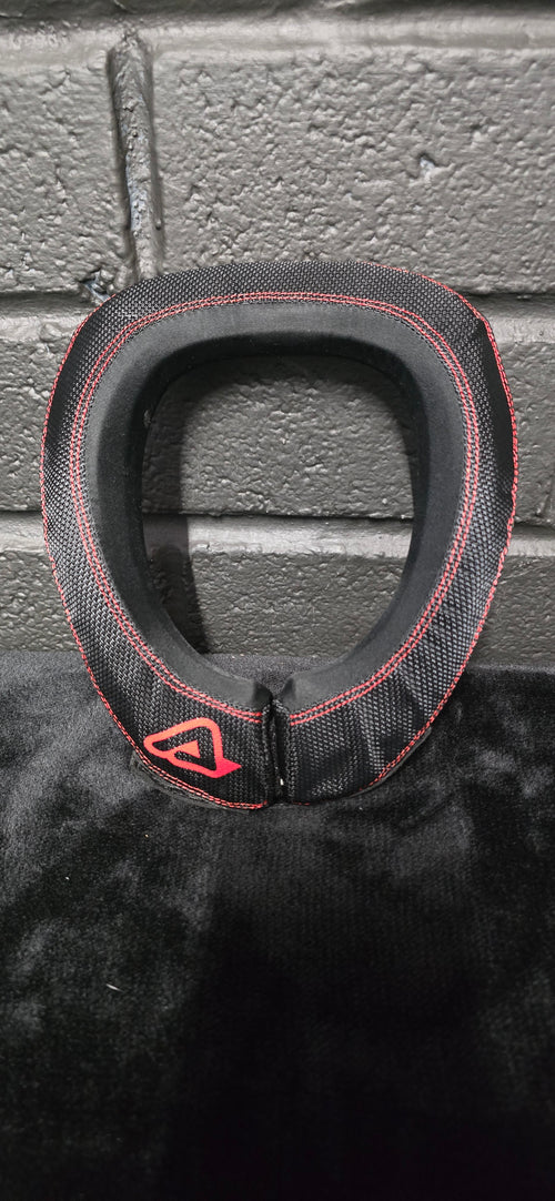 Acrebis neck brace