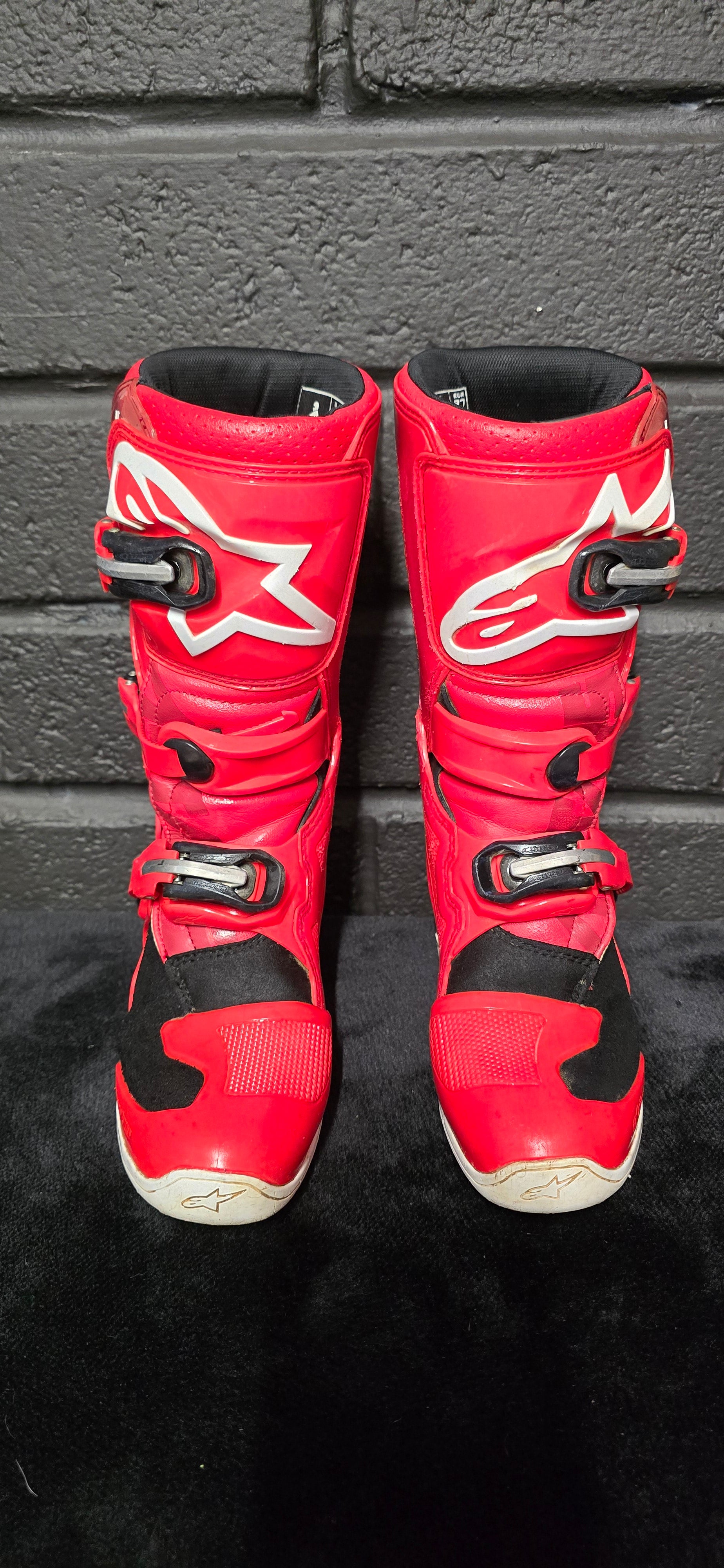 Alpinestars Tech 7s UK3