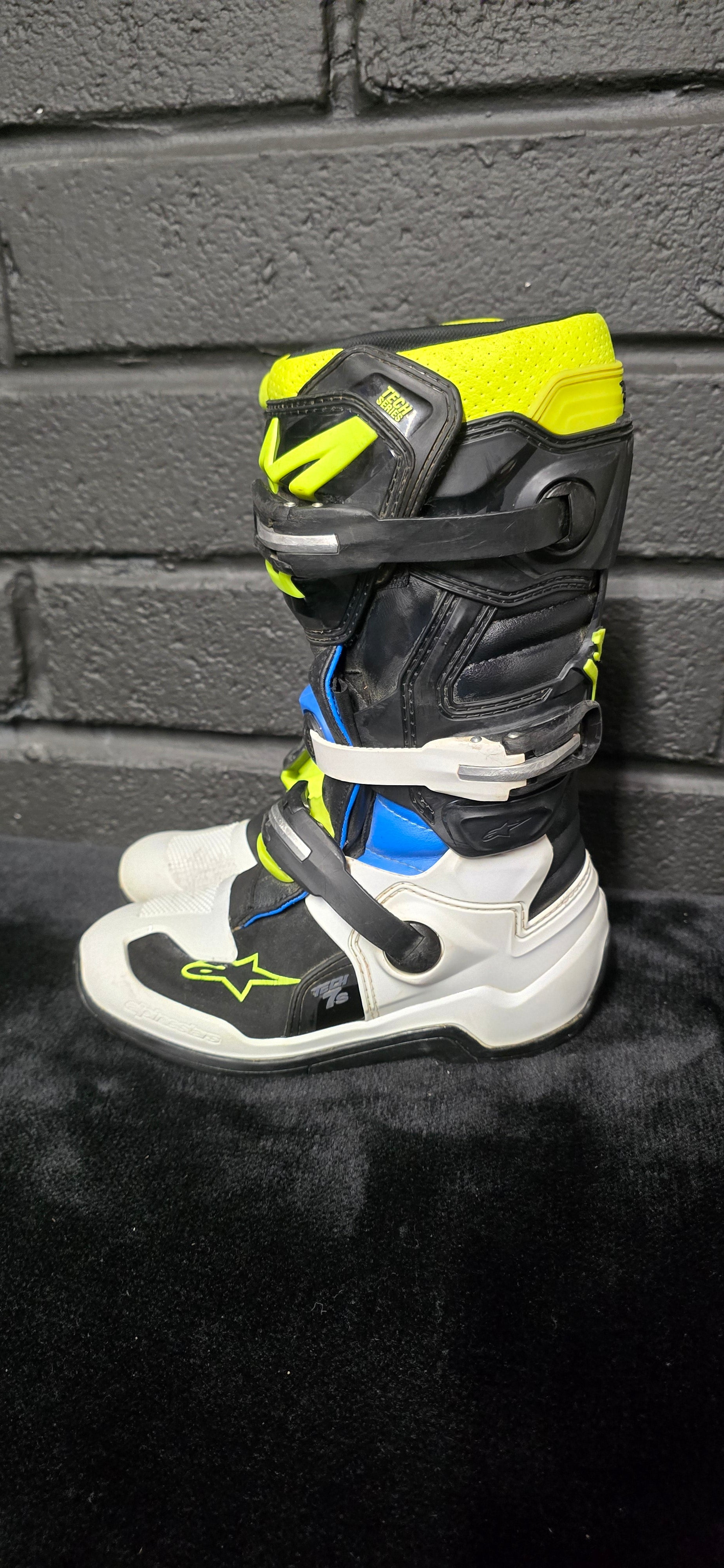 Alpinestars Tech 7s UK3