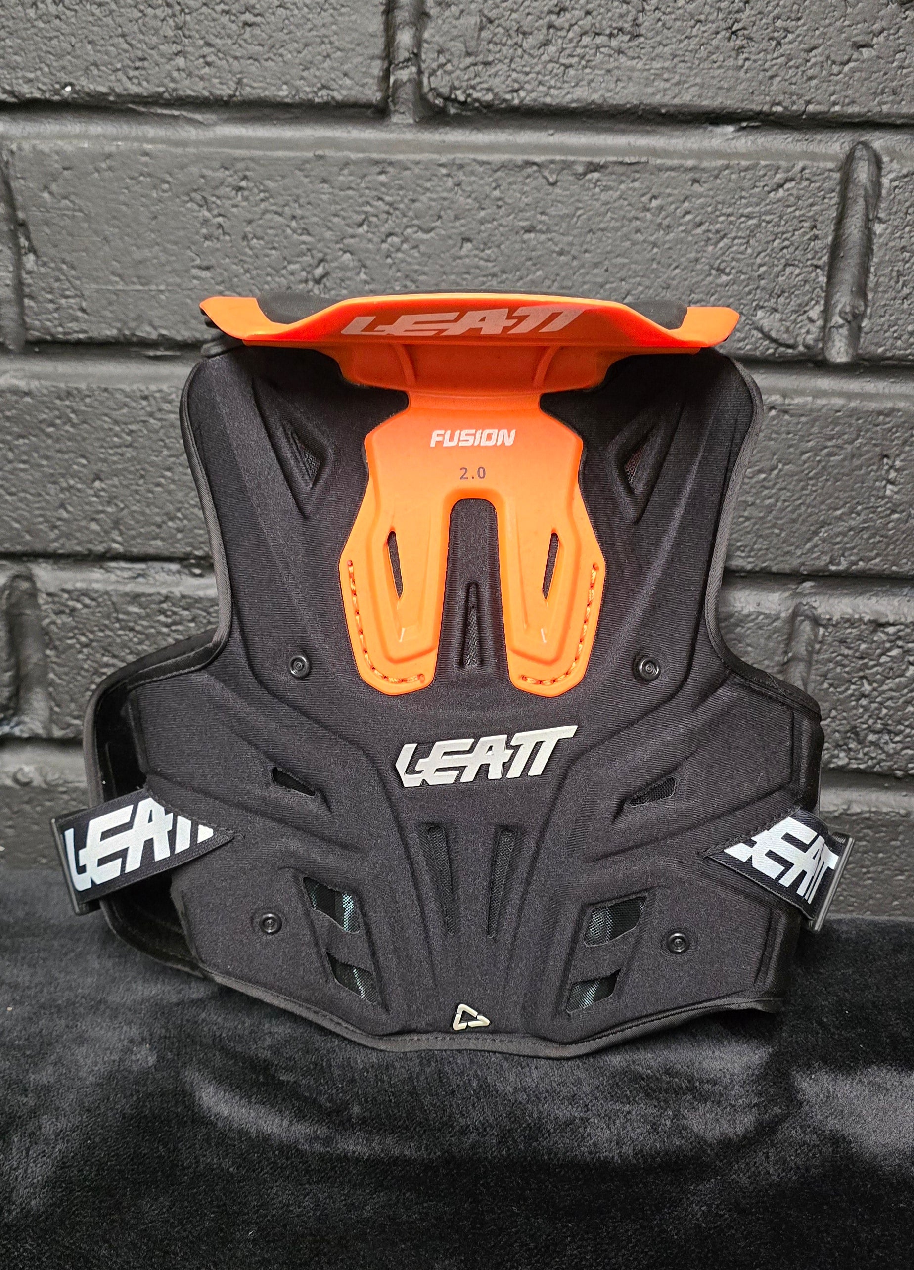 Leatt Fusion 2.0 L/XL *Never Worn*