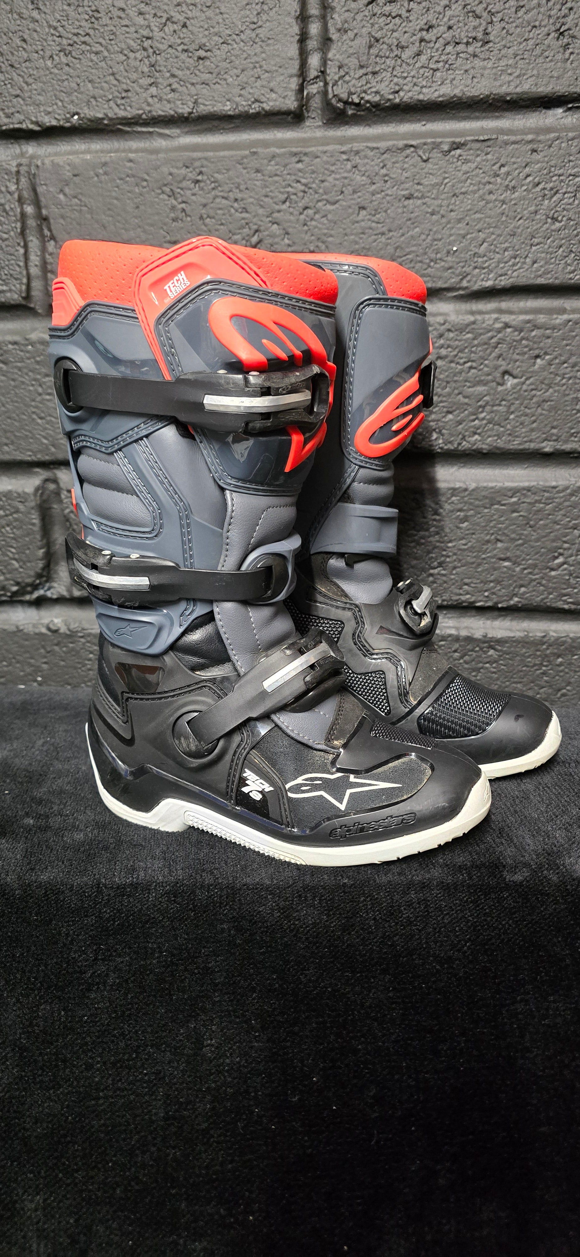Alpinestars Tech 7s UK1
