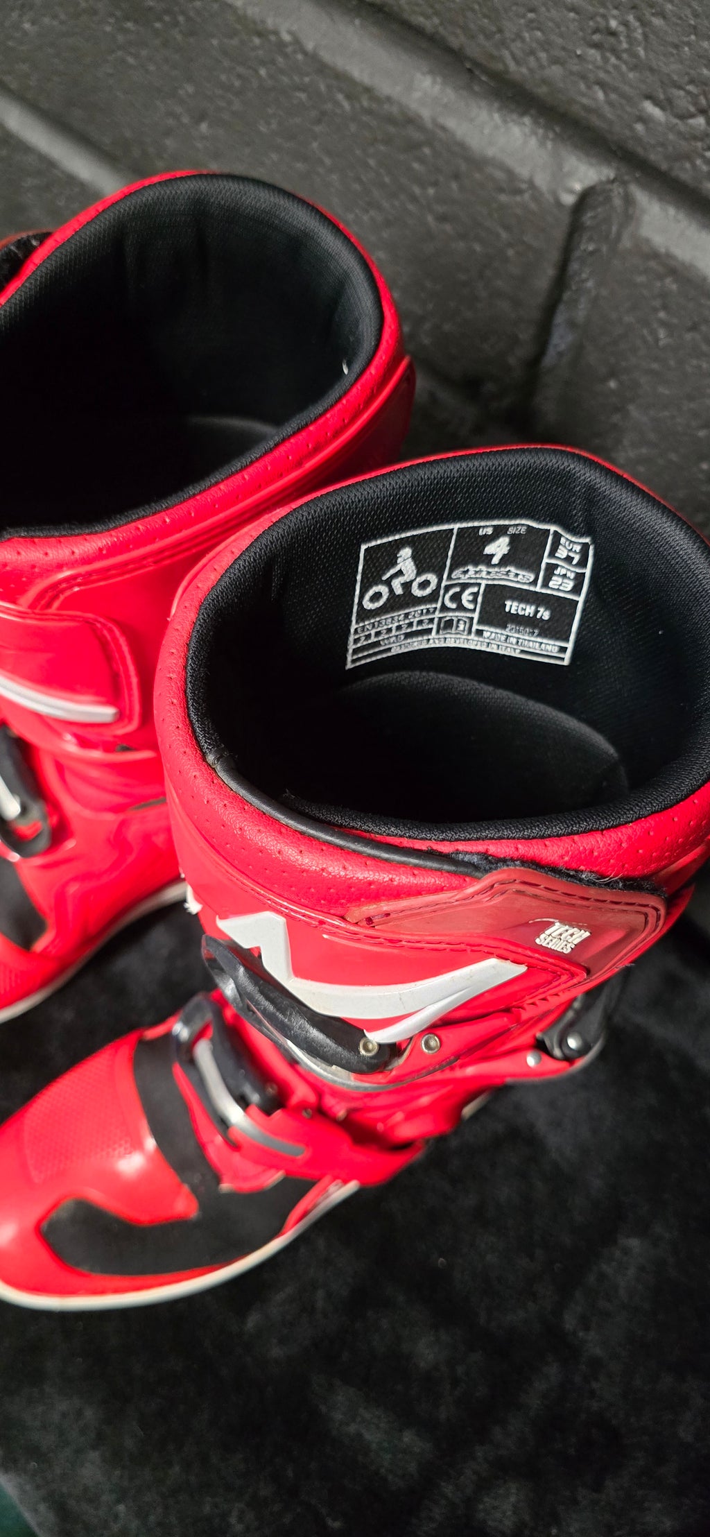 Alpinestars Tech 7s UK3