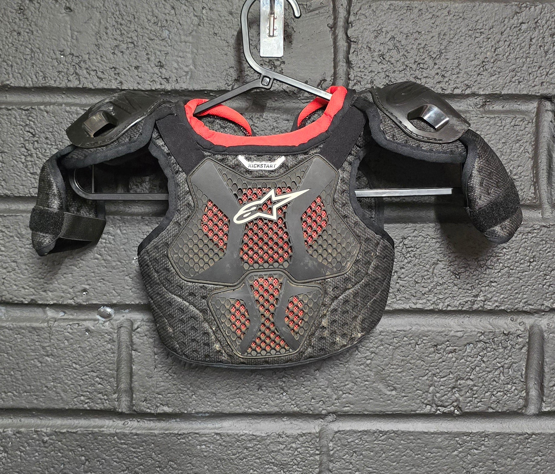 Aplinestars chest protector
