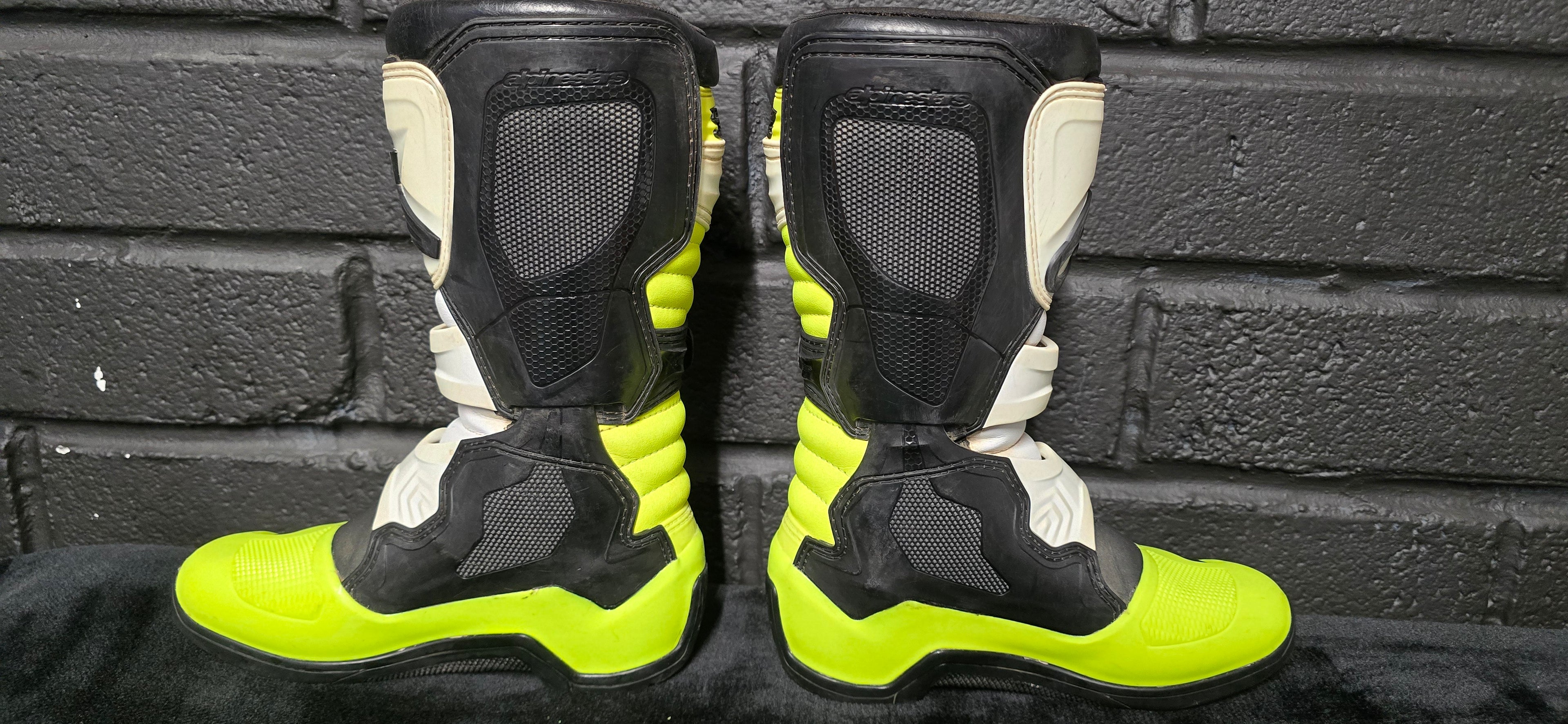 Alpinestars Tech 3s UK3