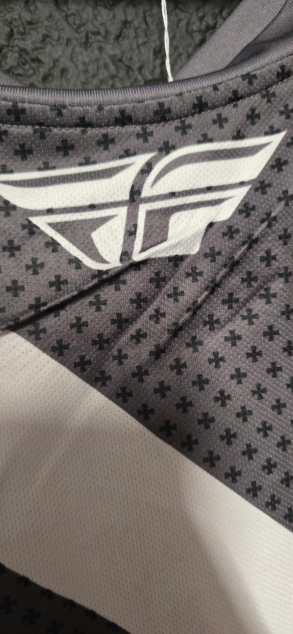 Fly YS/18'