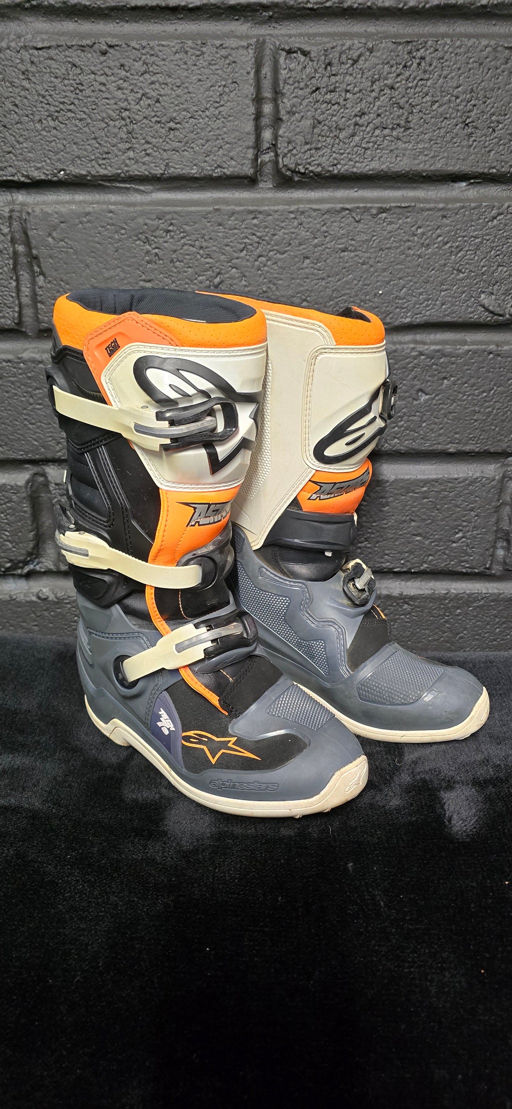 Alpinestars Tech 7s UK5