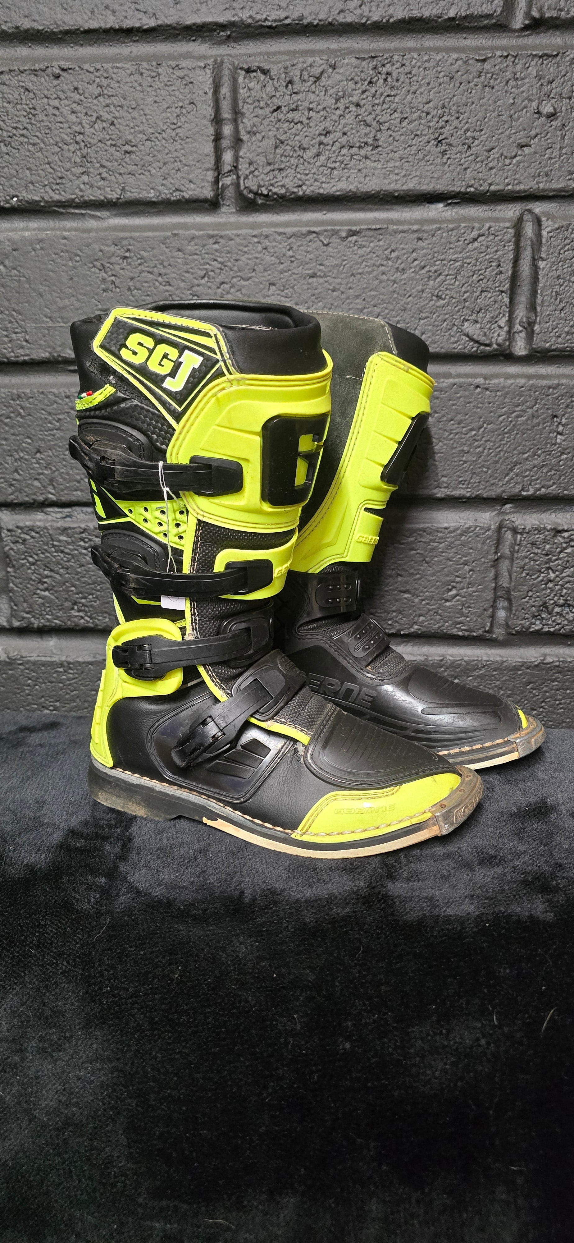 Gaerne SGJ UK4