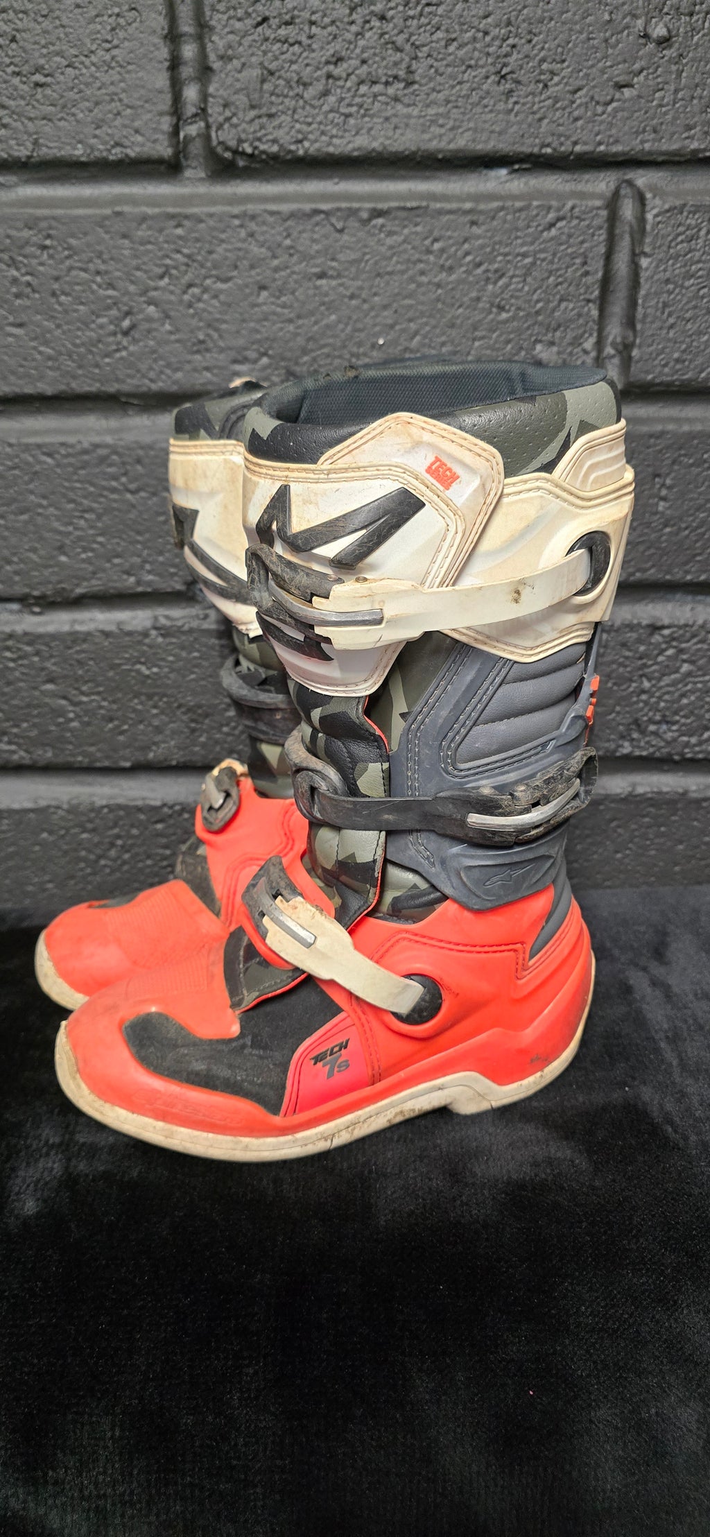 Alpinestars Tech 7s UK4