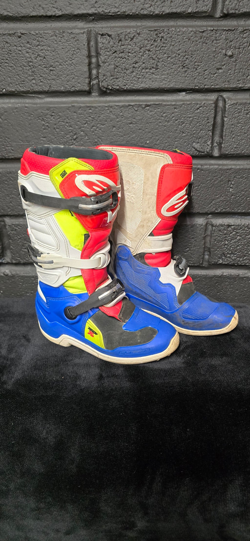 Alpinestars Tech 7s UK5
