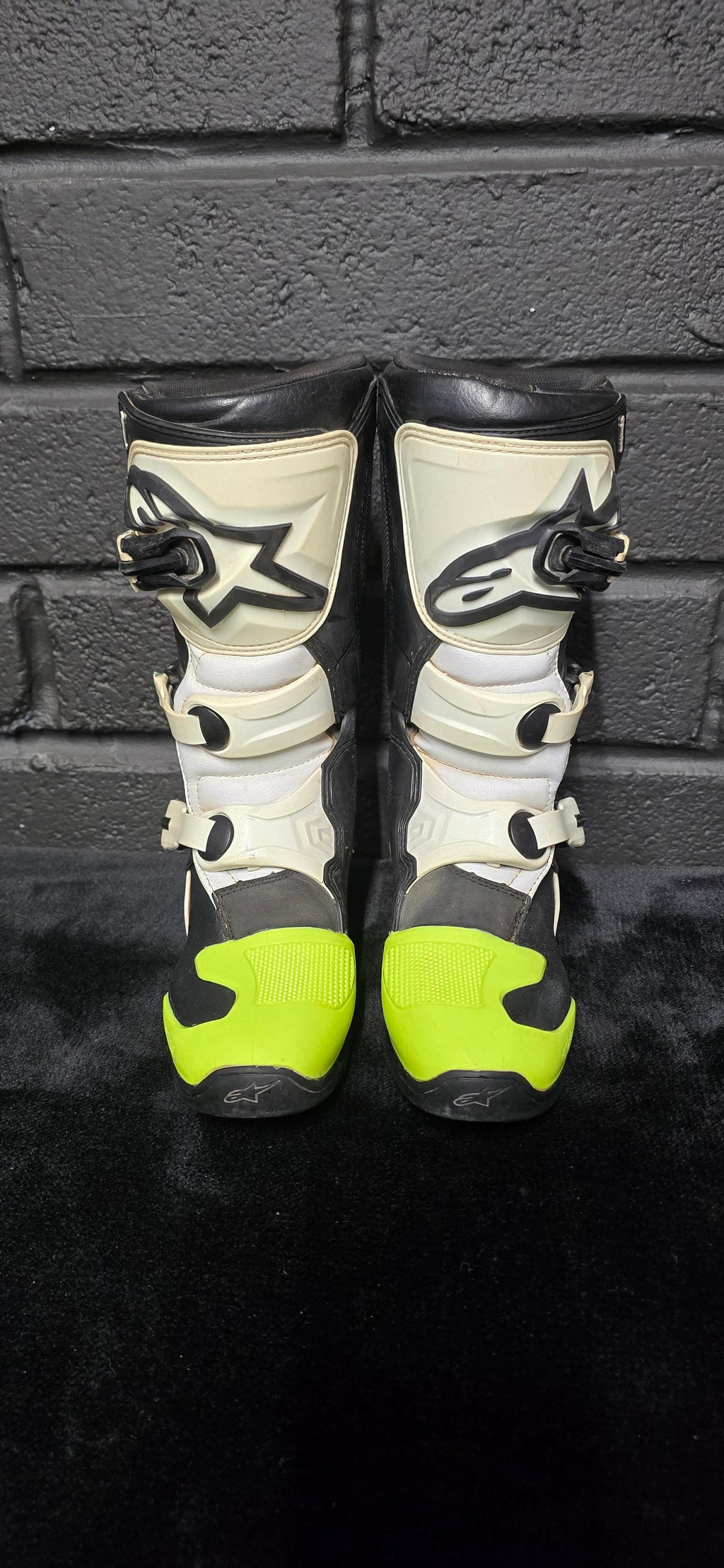 Alpinestars Tech 3s UK3