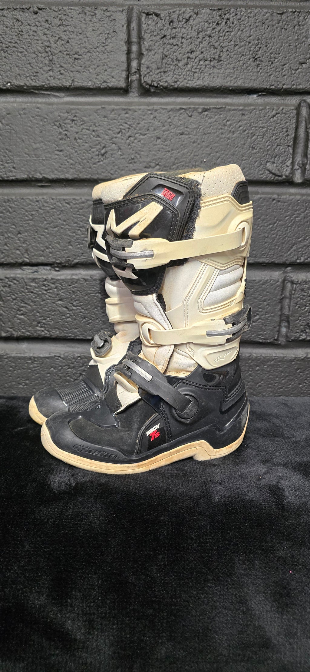 Alpinestars tech7 UK1