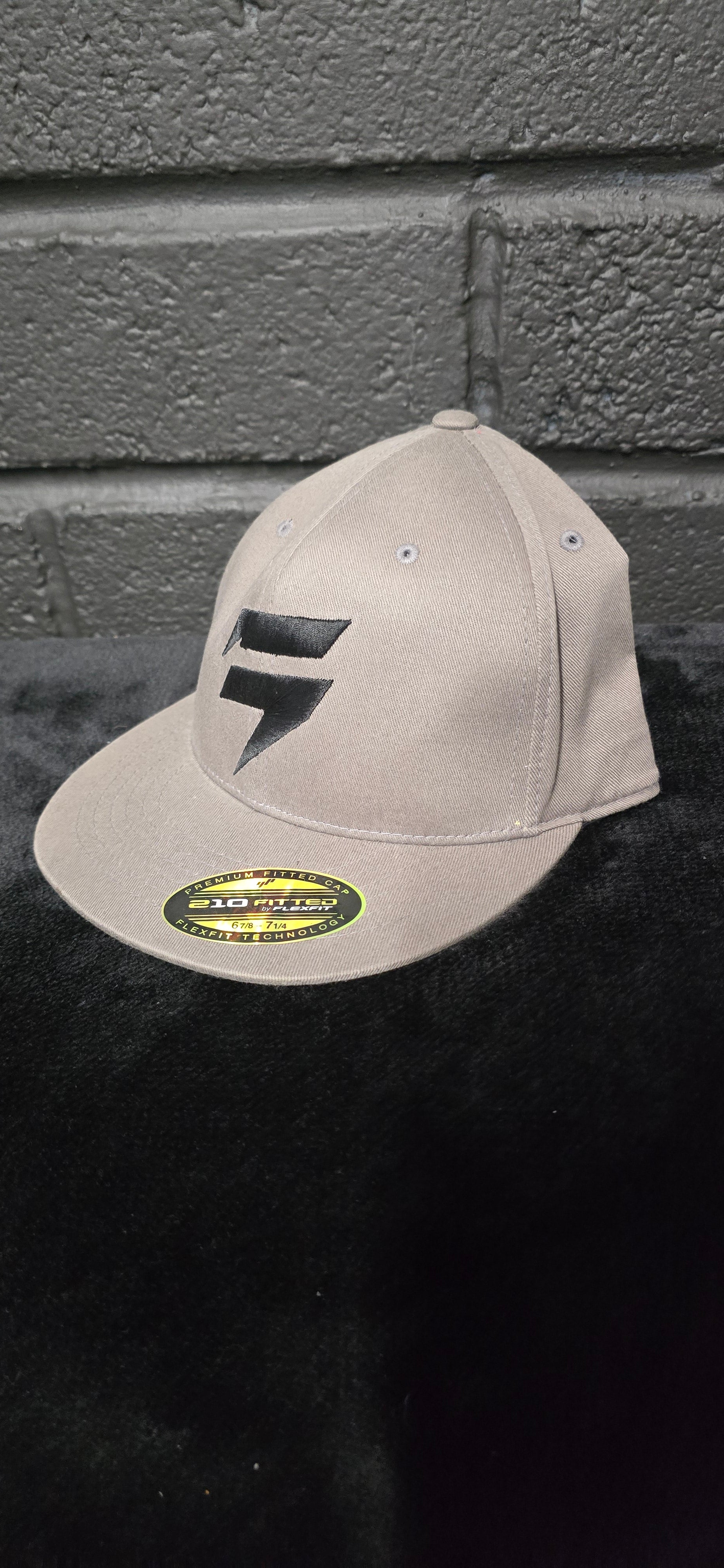 Caps/snapbacks *new*