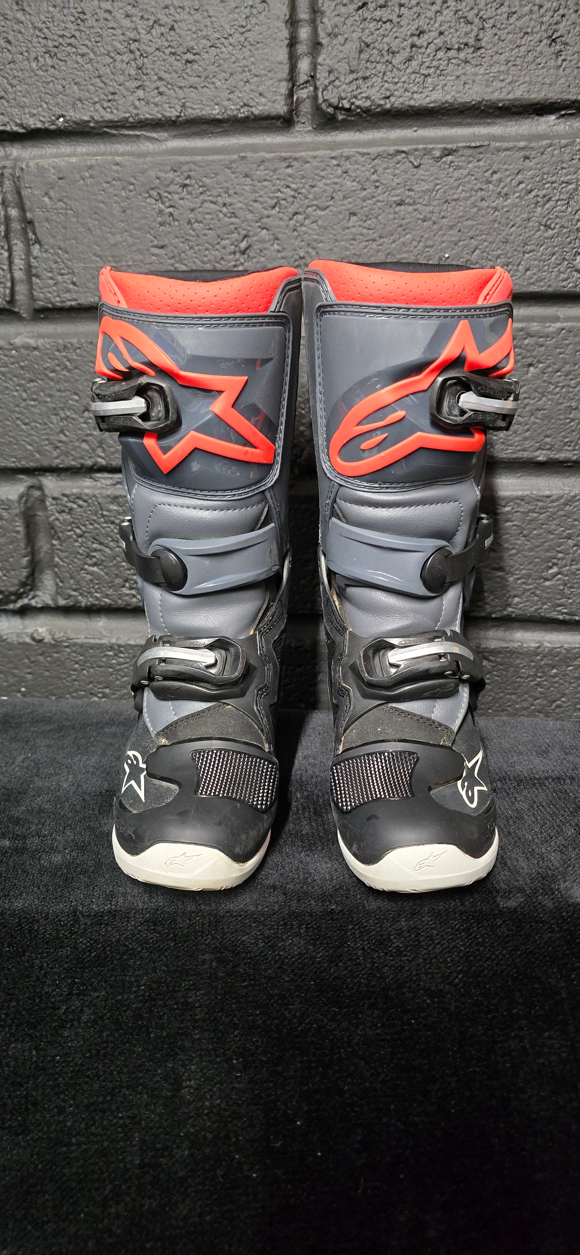 Alpinestars Tech 7s UK1